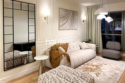 Upgraded Unit | Luxury Living | Central Location