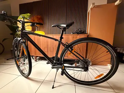 Giant escape 3 hybrid bicycle