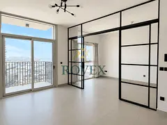 MALL VIEW | PREMIUM LOCATION | LUXURY LIVING