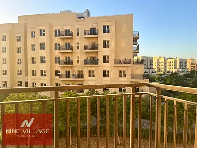 SEMI FURNISHED|OPEN KITCHEN |READY TO MOVE