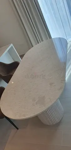 Elegant dining table