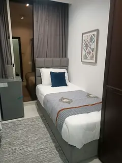 Partition For Rent For Male
