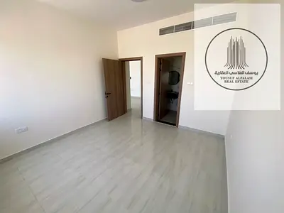 للإيجار السنوي | شقة غرفتين وصالة | منطقة العالية | إطلالة مفتوحة
