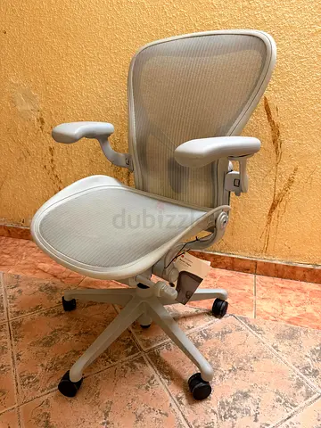 Brand Remastered V2 Version Herman Miller Aeron Mineral Chair Size C Fully Adjustable