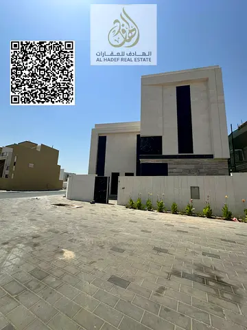 فيلا بالزهيه  ارضى وطابقين 5 غرف ماستر مطبخ مجهز بالكامل  اول ساكن  4000 قدم تكيف مركزى مطلوب 120الف