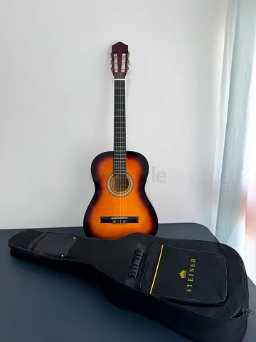 Steiner Classical Acoustic Guitar with Padded Gig Bag