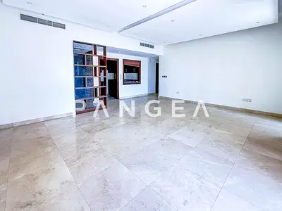 Large Layout | Maids Room | Semi Open Kitchen