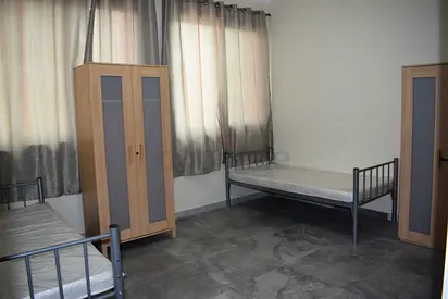 Bed space furnished at Mussafah shabiya 11