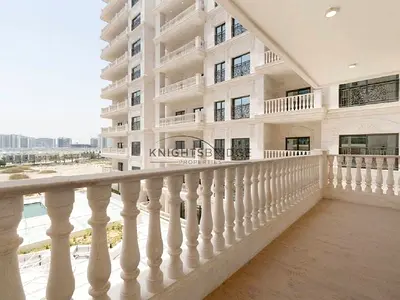 Multiple Views | Biggest Layout | Close to Metro