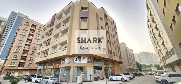 بناية حديثة (أرضي + 4) زاوية في الراشدية 3 | دخل سنوي ممتاز