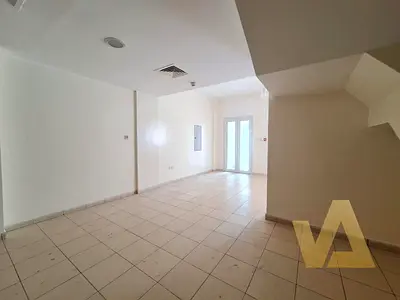 Massive 4 Bed | Vacant | With amanities