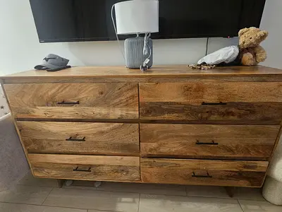 Solid Wood 6-Drawer Dresser / Sideboard - Natural Finish