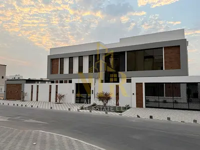 With an all-inclusive price for electricity, water, and air conditioning, own a luxurious villa for sale in Al Rawda 3 - Ajman | 5 master bedrooms | 5