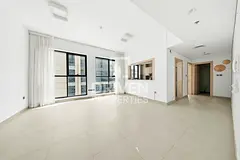 4 cheques | Prime Location | Elegant Apartment