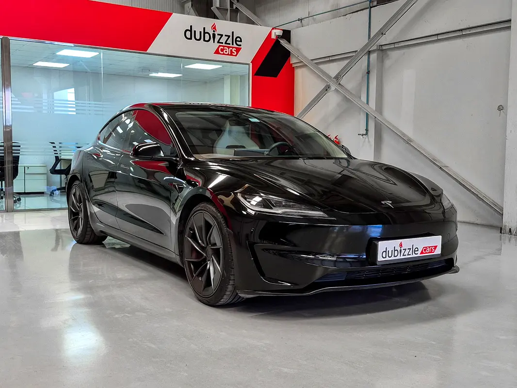 Tesla Model 3 2025 — photo 1 of 15
