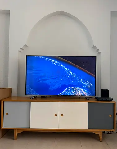 Mid-Century Modern TV console / stand