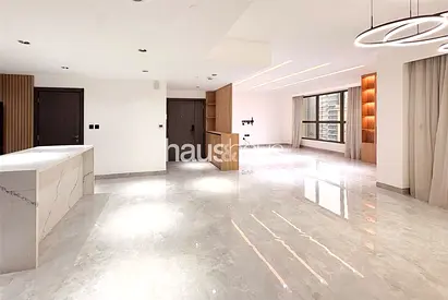 Fully Upgraded | 3 Bed + Guest | View Today
