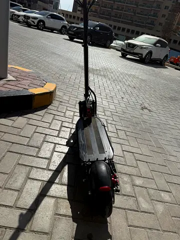 Electric Kick Scooter - Foldable Commuter Scooter (Used)