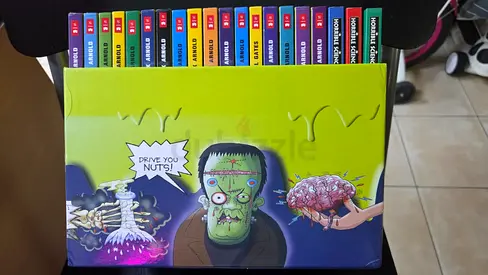 Horrible science collection box - 20 books