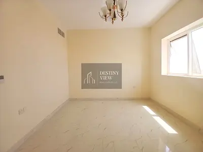 Like brand new lavish 2bhk fully family building