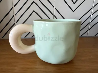 New in box Light Green Ceramic Coffee Mug with Unique Round Handle 310ml