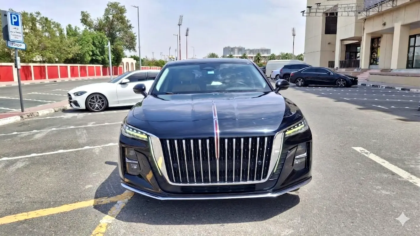 Hongqi H5 2023 — photo 1 of 10