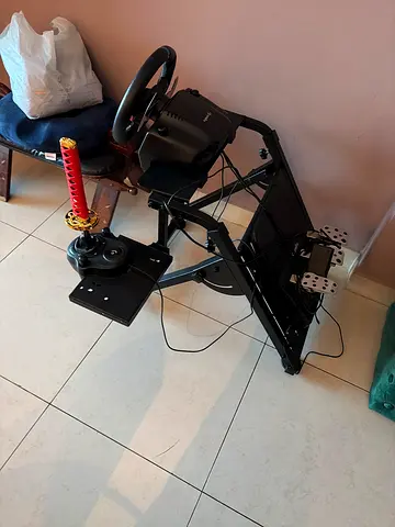 Logitech G29 Racing Wheel with Pedals and Wheel Stand (Ready to Use)