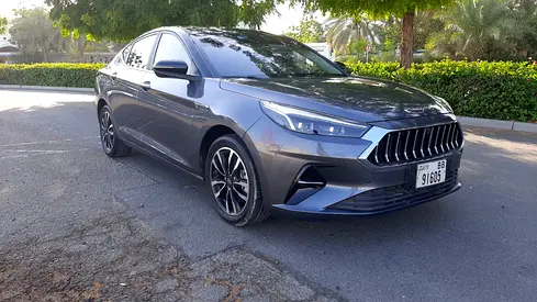 ✨ JAC J7 – Eye-Catching Design, Perfect Daily Car