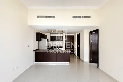 High Floor | Ready to Move In | Multiple Chqs
