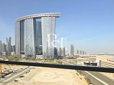 Maid Room | Balcony | High Floor
