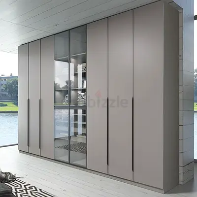 Modern Floor-to-Ceiling Modular Wardrobe with Glass Display