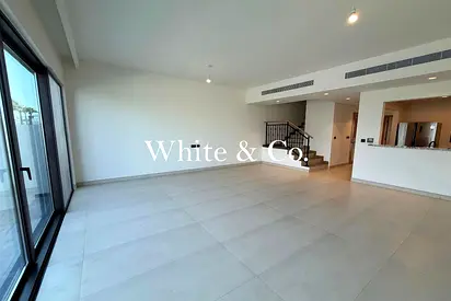 Brand New|Ready To Move|Landscaped Garden