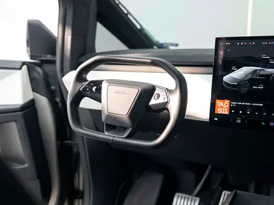 صورة 10 لـ 2024 Tesla CYBERTRUCK