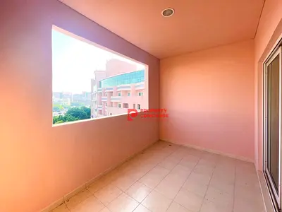 Large Studio | Includes Chiller | Close to Metro