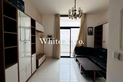 Close to Metro | High floor | Vacant now
