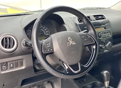 Mitsubishi Attrage GLX