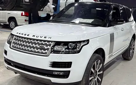 Land Rover Range Rover Vogue SE 2016 GCC Specs