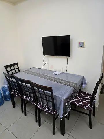 Dining table set with 6 chairs - dark wood, good condition