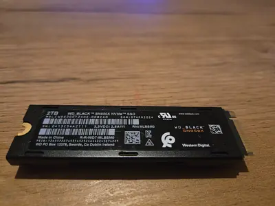 Western Digital WD Black SN850X 2TB NVMe M.2 SSD - perfect for PS5