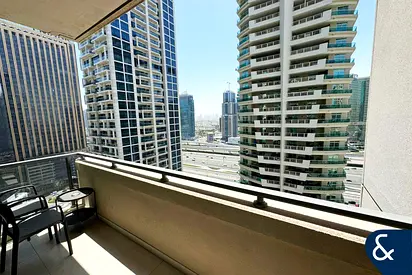 Emaar | 1 bedroom | Renovated and Furnished