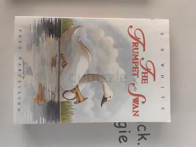 The Trumpet of the Swan by E.B. White - Paperback, gently used