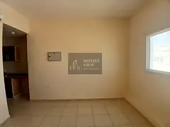 Lavish studio full family building near to Jim's school