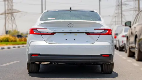 Toyota Camry LE, миниатюра 5