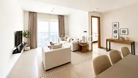 Large Layout | Skyline Views I Luxury Amenities