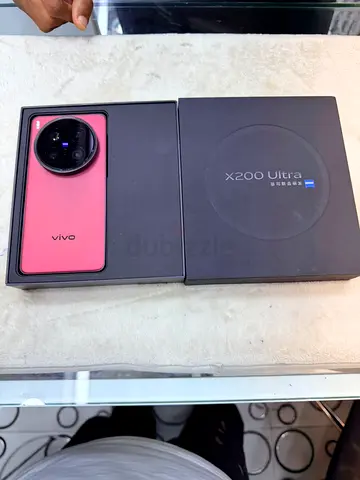 Vivo X200 Ultra