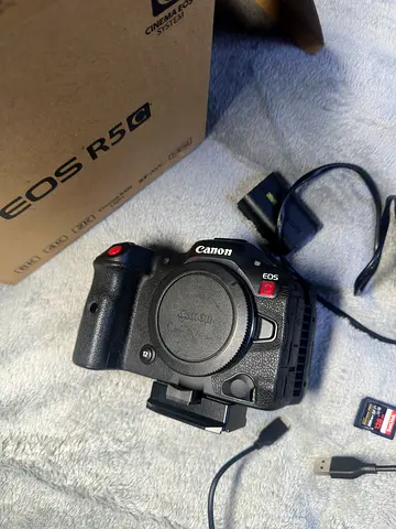Canon R5c only body
