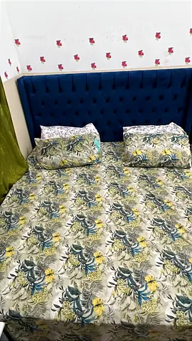 King size bed with upholstered tufted headboard - good condition