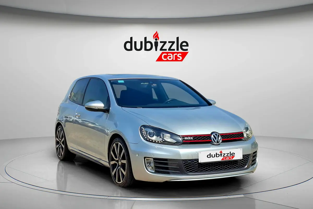 Volkswagen Golf 2012 — photo 1 of 14