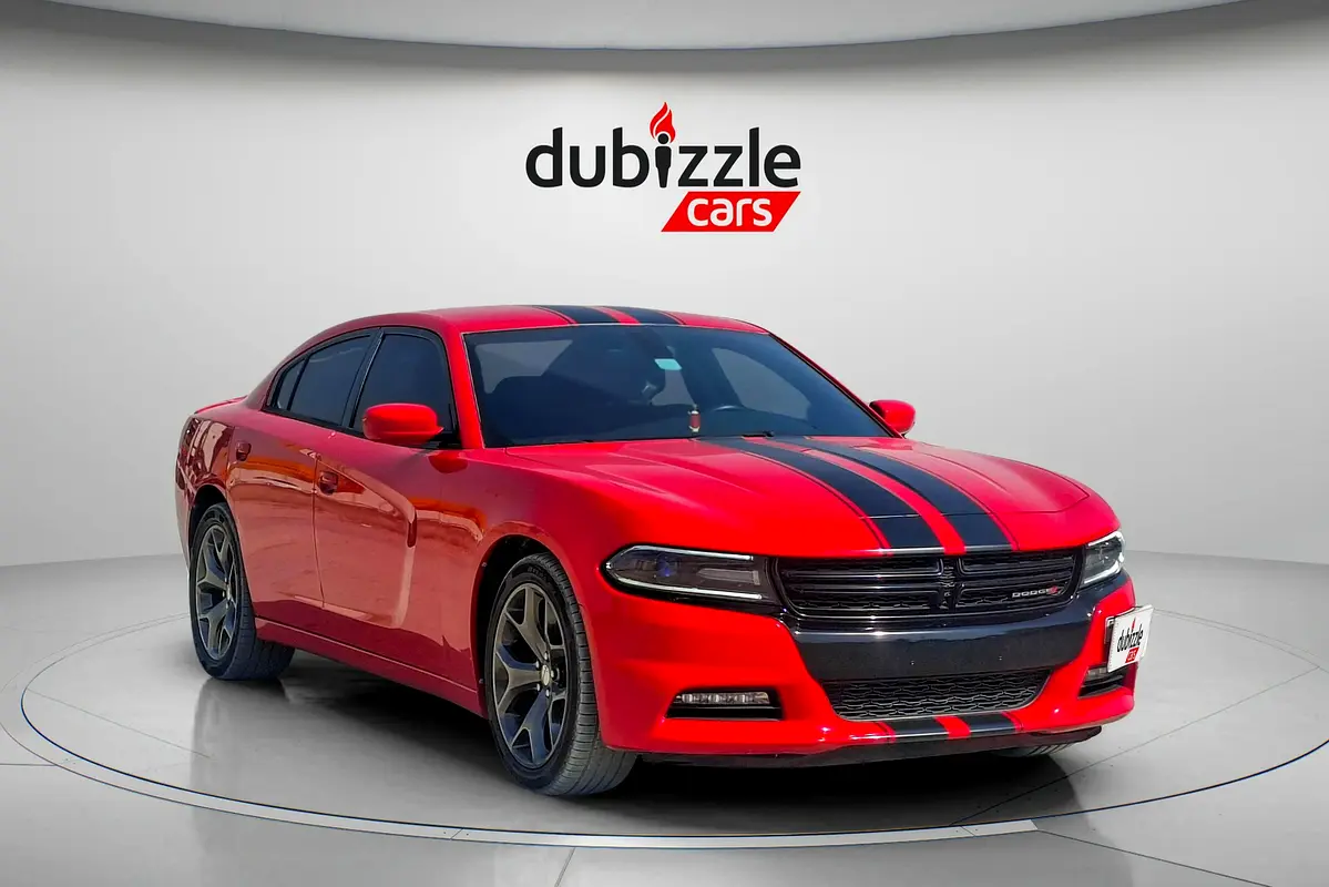 Dodge Charger 2015 — photo 1 of 17