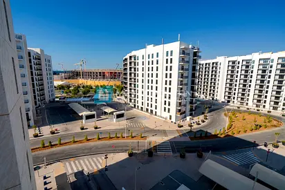 2BR+Balcony| Partial Canal View| Motivated Seller